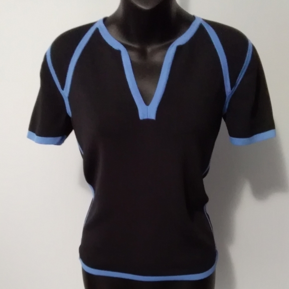 Y2K  Designer Knit Pullover - Picture 8 of 9